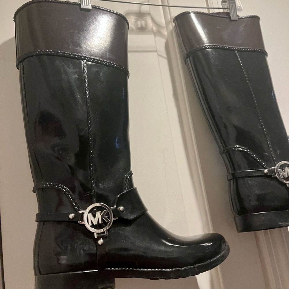 Michael Kors tall rubber boots - Picture 8 of 16